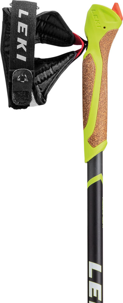 Kijkówka do nordic walking z czarnym paskiem z logo LEKI, zielonym uchwytem z pianką i czarnym kijem z napisem LEKI.