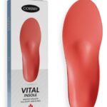 Miękka wkładka do stopy w kolorze czerwonym, zapakowana w karton z opisem VITAL INSOLE i logo Corbby.