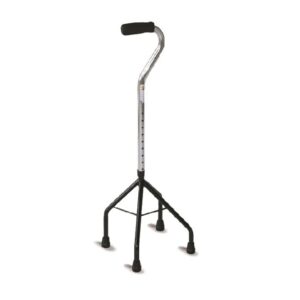 Laska ortopedyczna z czarnym uchwytem i regulowaną długością, stojąca na czterech nogach z gumowymi końcówkami.