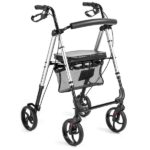 Lekki składany chodzik z czterema kołami, czarnym koszykiem pod siedzeniem i regulowanymi uchwytami.