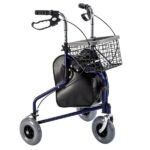 Lekki składany chodzik na kółkach z koszykiem, czarną torbą i regulowanymi uchwytami, przeznaczony dla osób starszych l