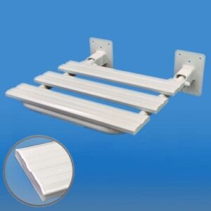 Podwieszany uchwyt na papier toaletowy z trzema poziomymi ramionami, montowany na ścianie, z przykładowym papierem.