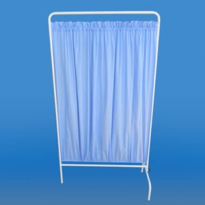 Przenośne zasłony medyczne na metalowym stelażu z niebieskim materiałem.