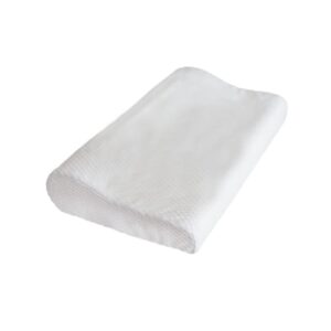 Biała, miękka pielucha lub wkładka higieniczna na łóżko lub materac.