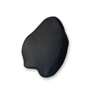 Poduszka ortopedyczna do siedzenia, czarna, z wyprofilowanym kształtem dla komfortu i wsparcia pleców.