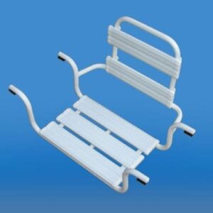 Biała ławka na wózek inwalidzki z oparciem, ustawiona na niebieskim tle.