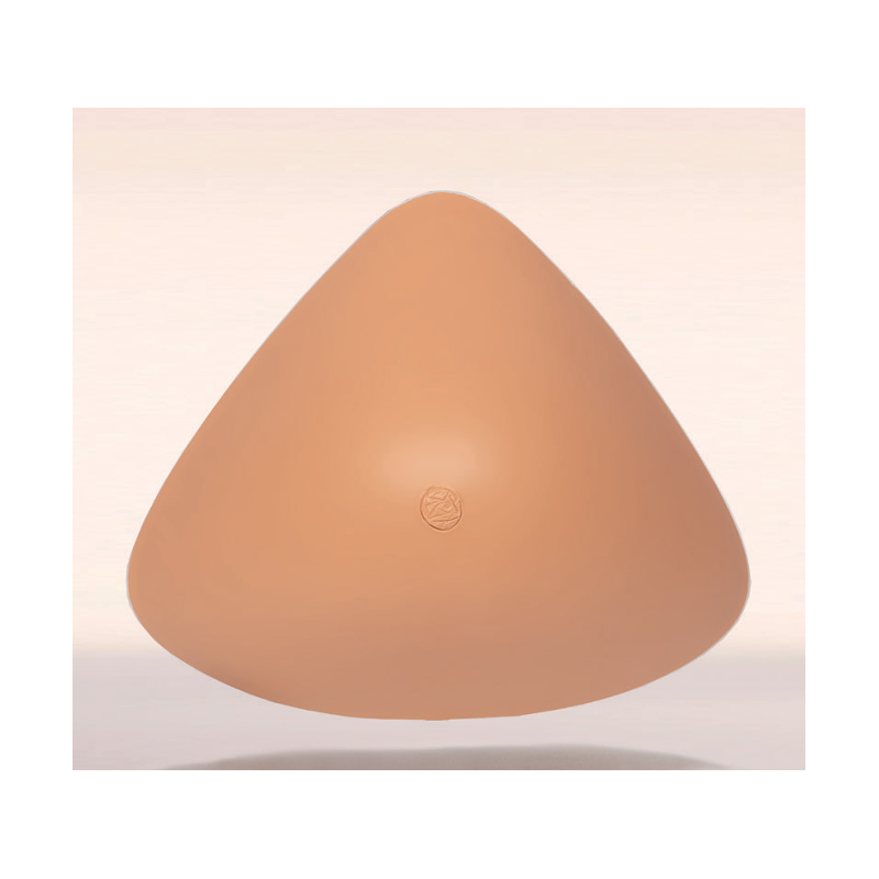 Trójkątny, brązowy przedmiot z małym logo na środku, przypominający lampę lub dekorację.