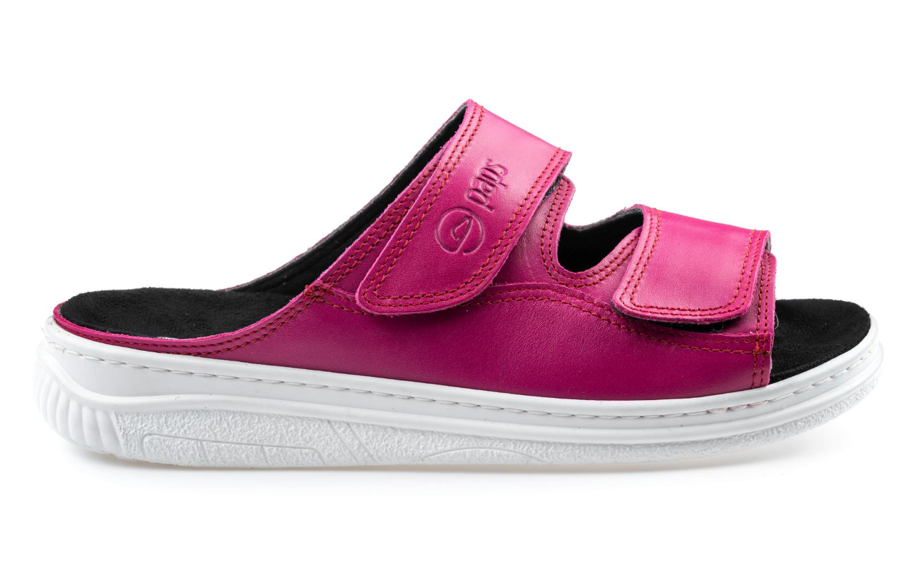 Różowe sandały na rzepy z czarną wkładką i białą podeszwą, widok z boku.