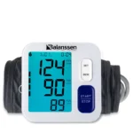 Ciśnieniomierz z wyświetlaczem pokazującym 124/90 mm Hg, puls 89, i czas pomiaru 4 sekundy, z przyciskami ustawień i star